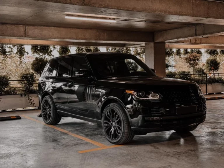 Range Rover Vogue 4.4 Diesel (Autobiography) Black