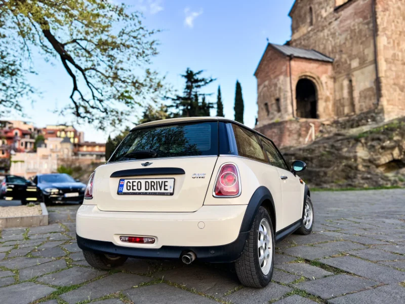 Mini Cooper 3dr One