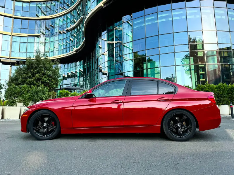BMW 328i