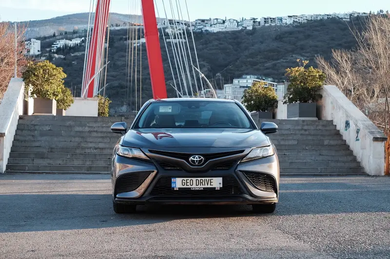 Toyota Camry (item. 1)